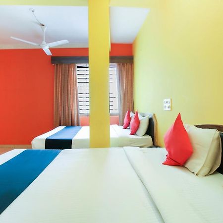 Capital O 71729 Lucky Inn Bangalore Exterior foto